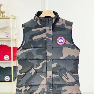 Canada Goose Women's 2832L Freestyle Vest